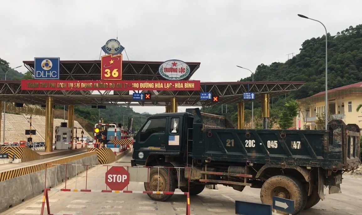 Thông tin từ đường dây nóng